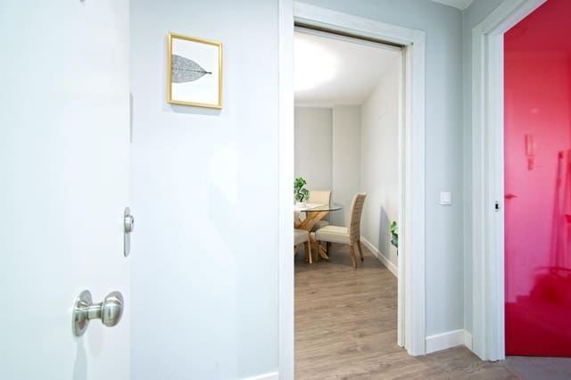 Piso de 3 habitaciones en Sevilla ciudad en venta con garaje - 251.000 € (Ref: 10142452)