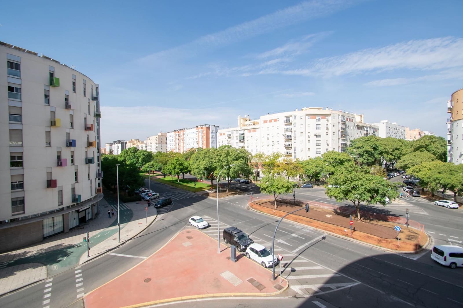 Piso de 3 habitaciones en Sevilla ciudad en venta con garaje - 251.000 € (Ref: 10142452)