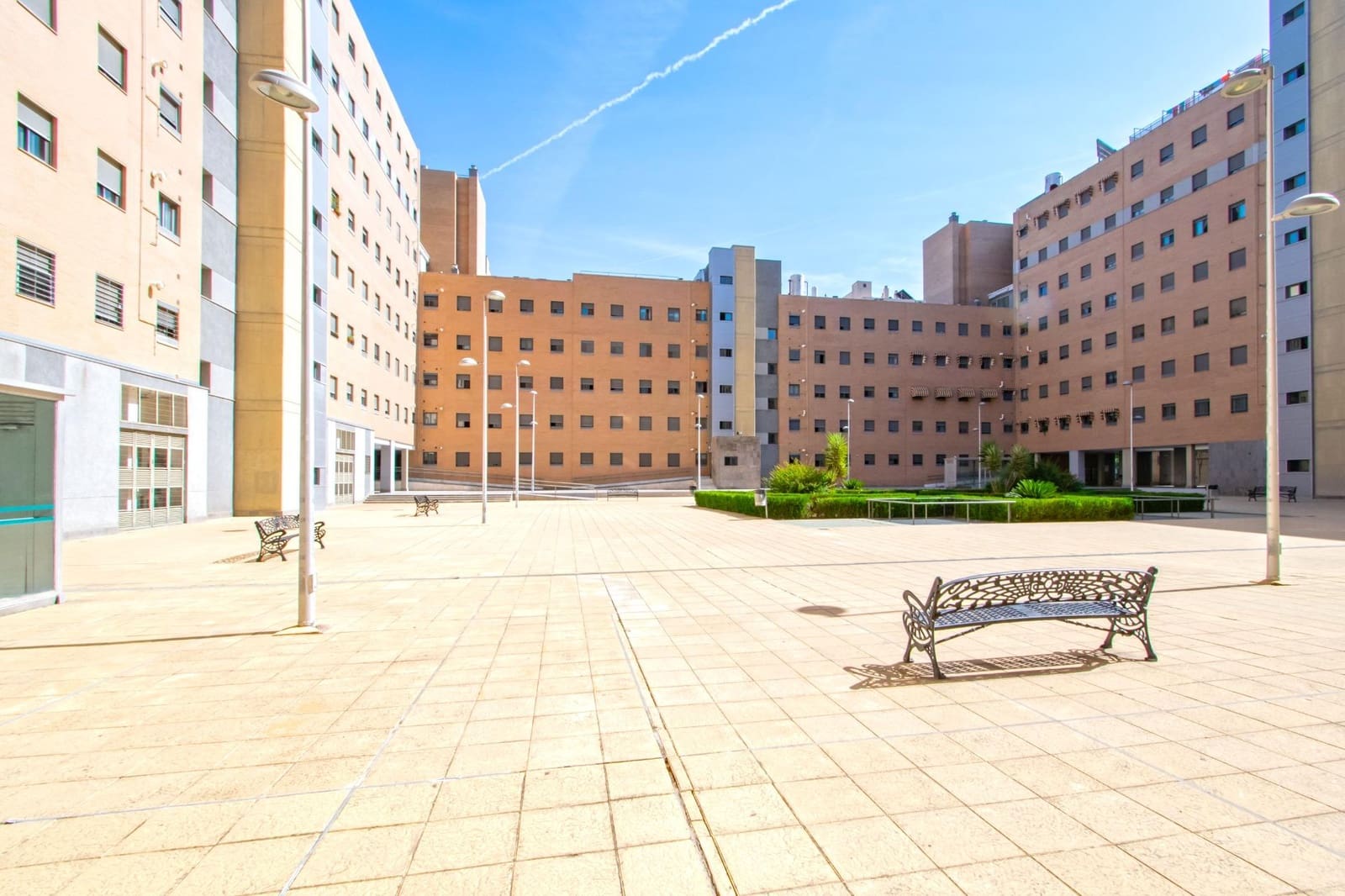Piso de 3 habitaciones en Sevilla ciudad en venta con garaje - 251.000 € (Ref: 10142452)