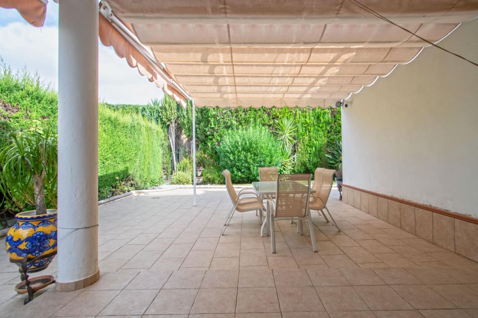 4 soverom Villa til salgs i Espartinas med svømmebasseng garasje - € 379 000 (Ref: 10147225)