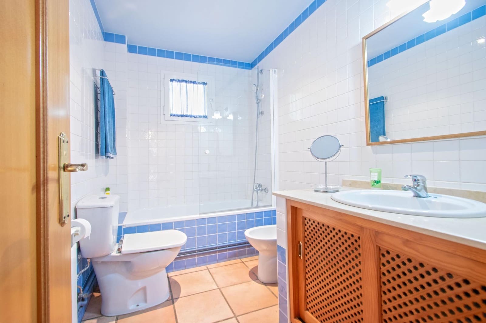 4 soverom Villa til salgs i Espartinas med svømmebasseng garasje - € 379 000 (Ref: 10147225)