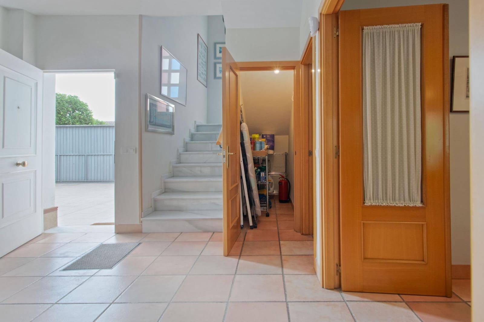 4 soverom Villa til salgs i Espartinas med svømmebasseng garasje - € 379 000 (Ref: 10147225)