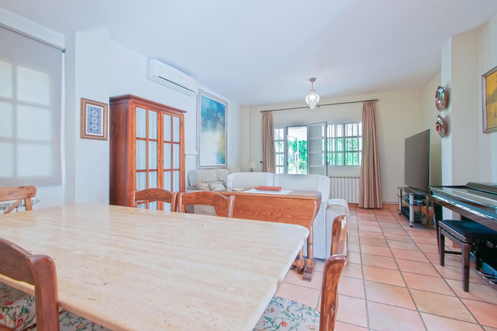 4 soverom Villa til salgs i Espartinas med svømmebasseng garasje - € 379 000 (Ref: 10147225)