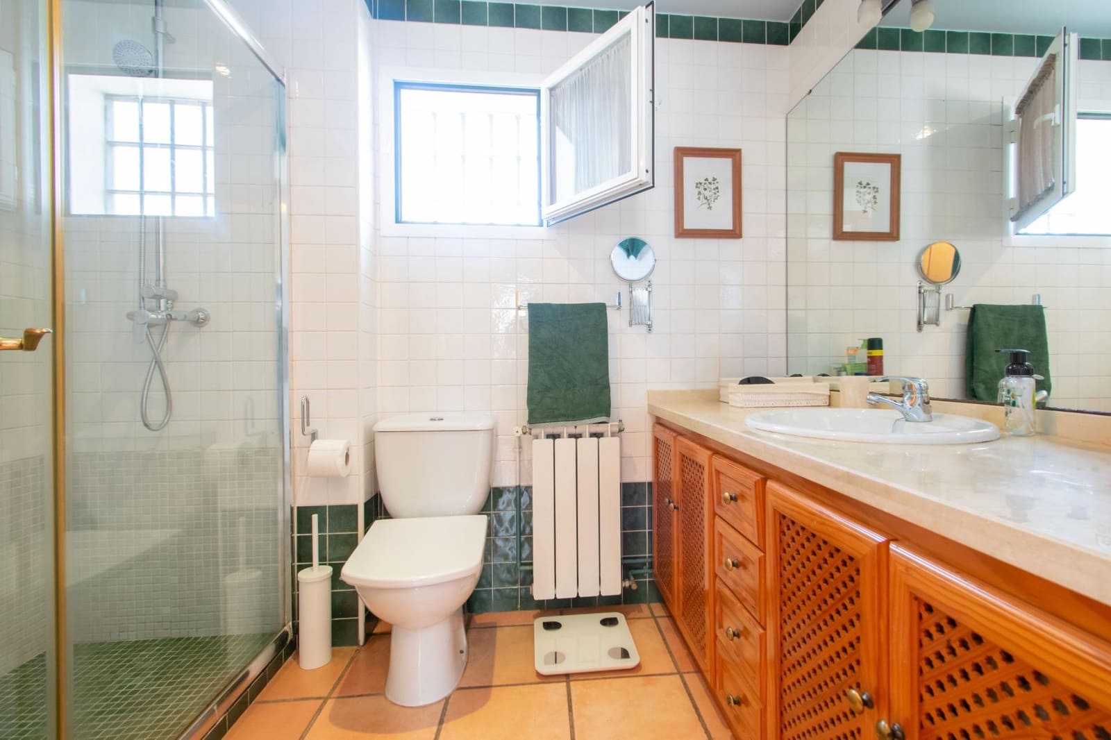 4 soverom Villa til salgs i Espartinas med svømmebasseng garasje - € 379 000 (Ref: 10147225)