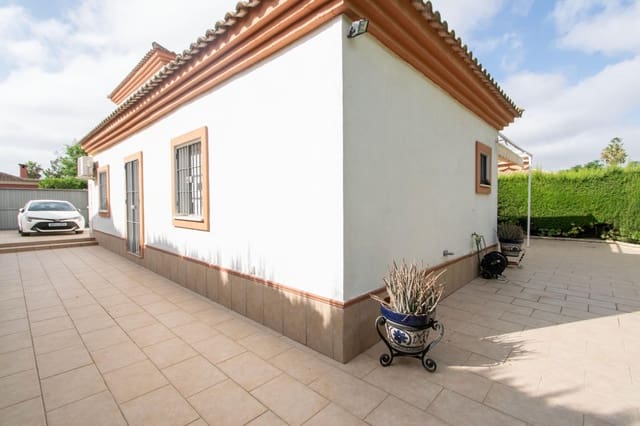 4 soveværelse Villa til salg i Espartinas med swimmingpool garage - € 379.000 (Ref: 10147225)
