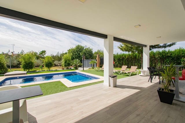 3 sypialnia Willa na sprzedaż w Sanlúcar la Mayor z basenem garażem - 325 000 € (Ref: 10147226)