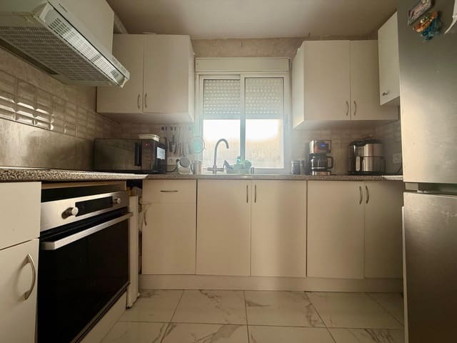 2 chambre Appartement à vendre à Amate, Séville ville - 75 000 € (Ref: 10147227)