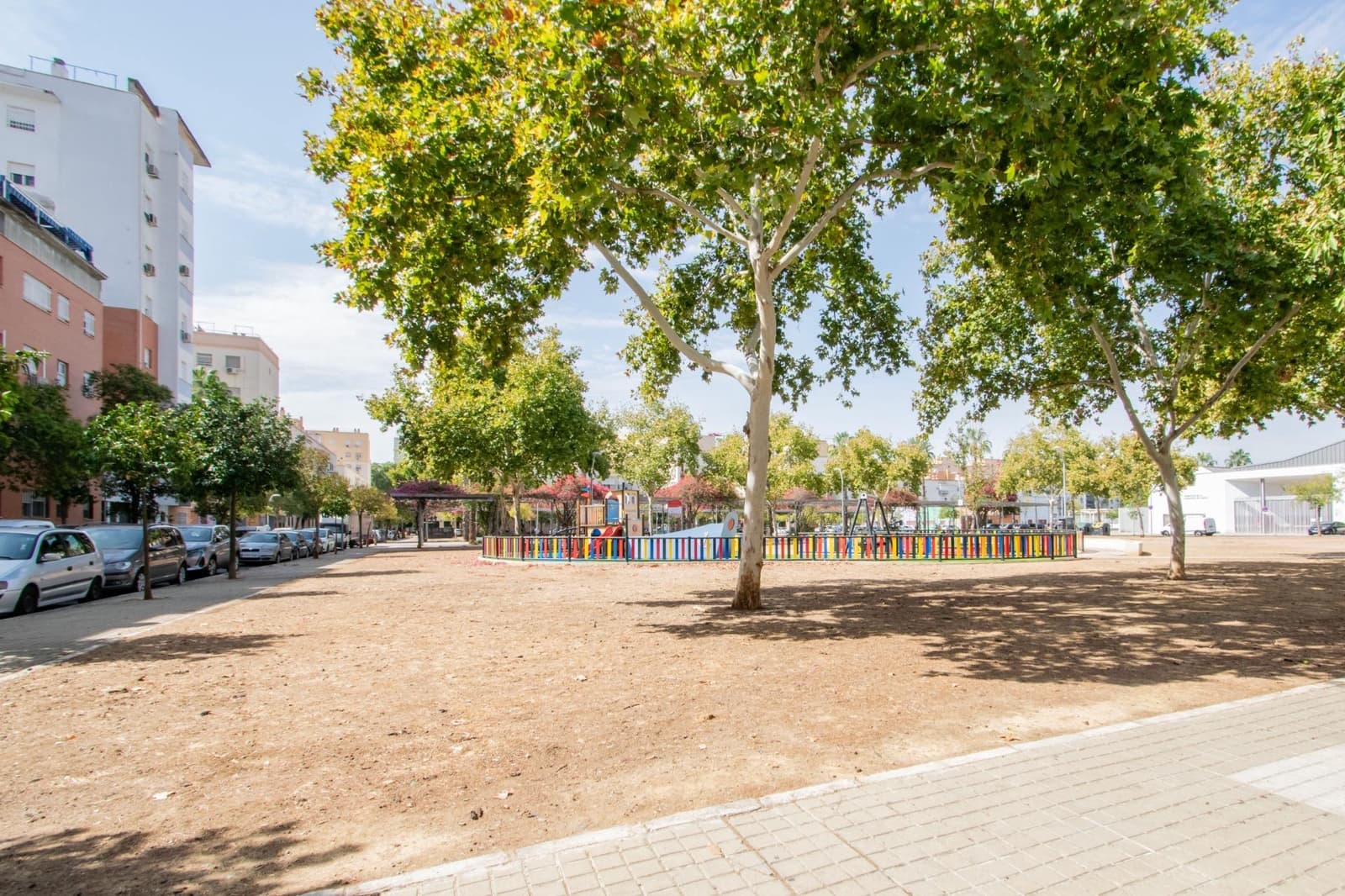 Apartamento de 3 habitaciones en Sevilla ciudad en venta con garaje - 196.000 € (Ref: 10147231)