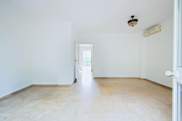 3 sypialnia Dom blizniak na sprzedaż w Villanueva del Ariscal z garażem - 240 000 € (Ref: 10147232)