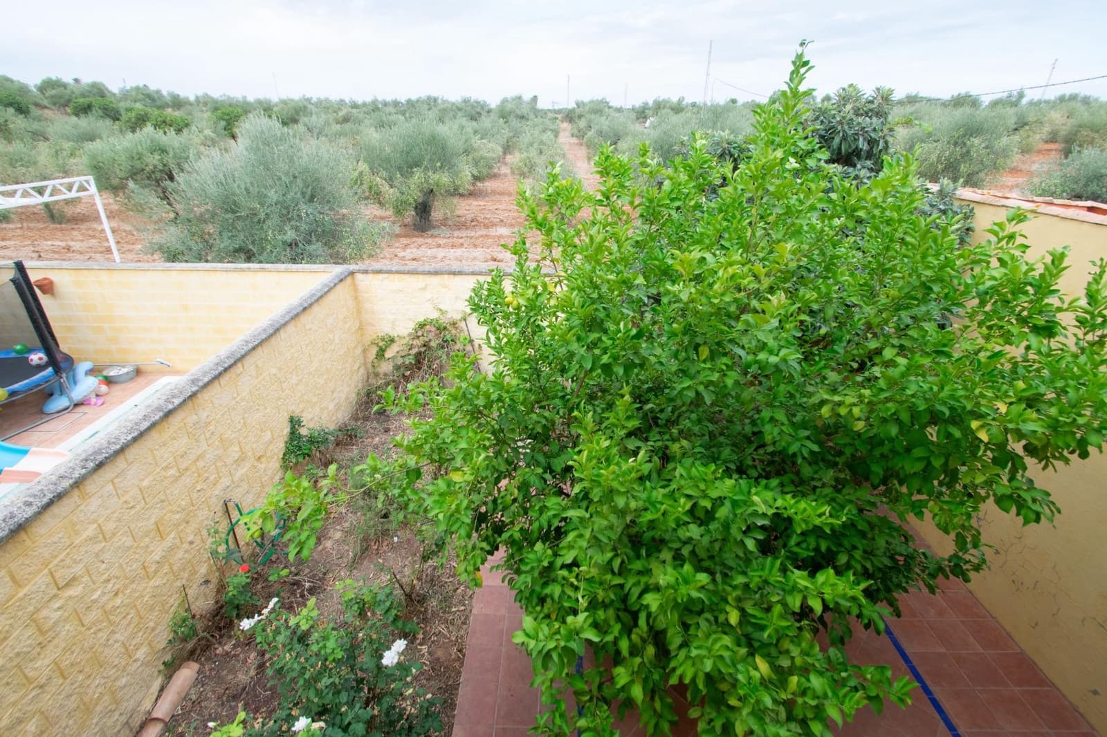 3 bedroom Semi-detached Villa for sale in Villanueva del Ariscal with garage - € 240,000 (Ref: 10147232)