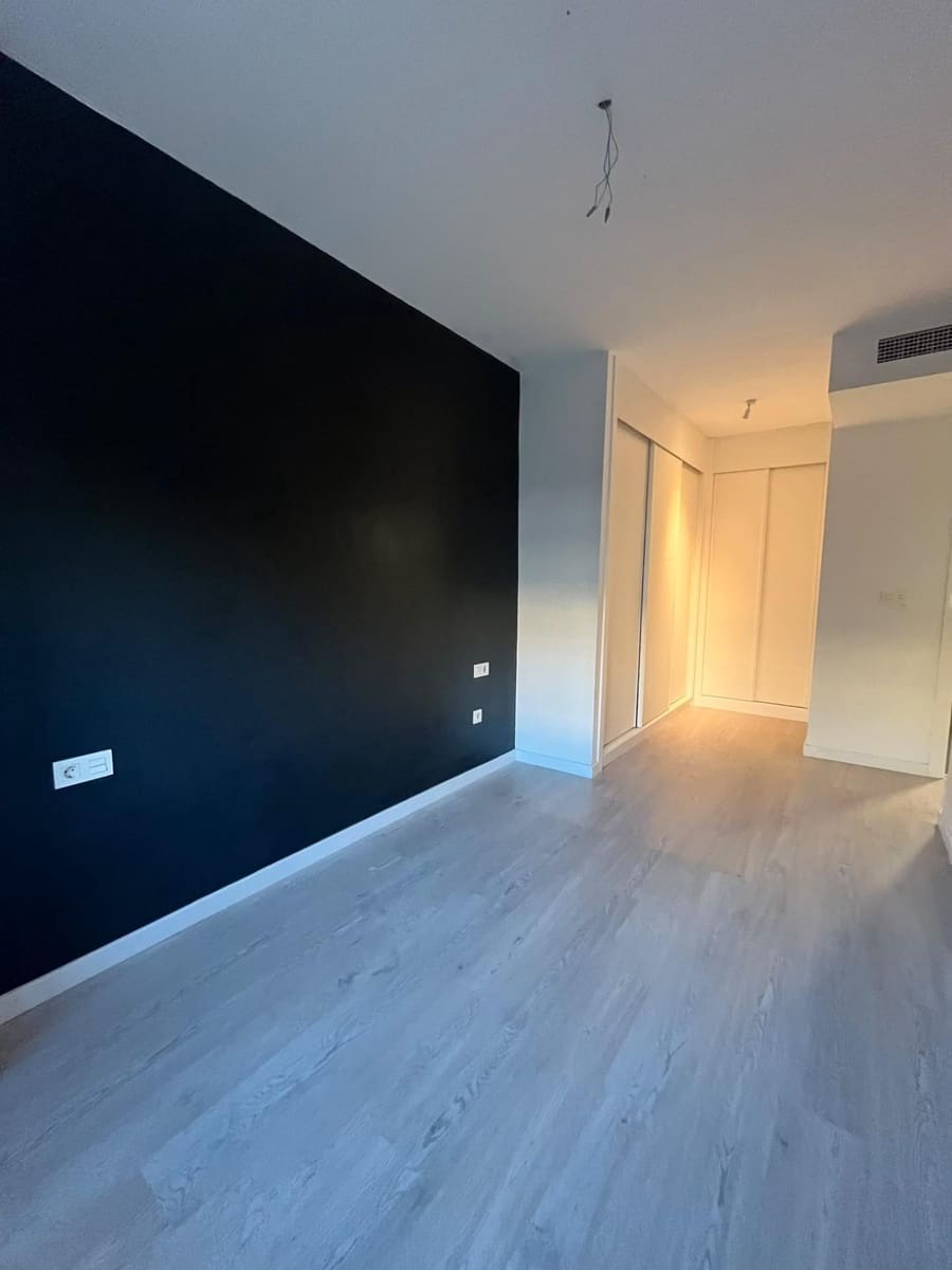 Apartamento de 3 habitaciones en San Juan de Aznalfarache en venta con piscina garaje - 315.000 € (Ref: 10148882)