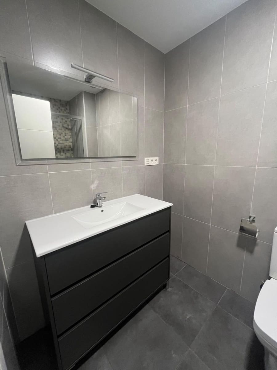 Apartamento de 3 habitaciones en San Juan de Aznalfarache en venta con piscina garaje - 315.000 € (Ref: 10148882)