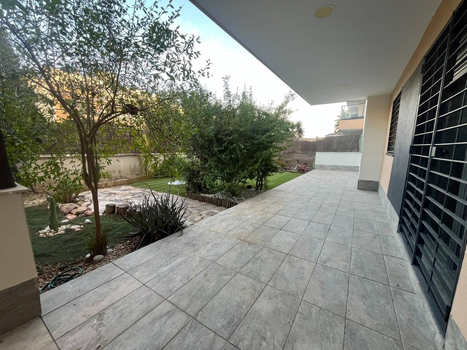 Apartamento de 3 habitaciones en San Juan de Aznalfarache en venta con piscina garaje - 315.000 € (Ref: 10148882)