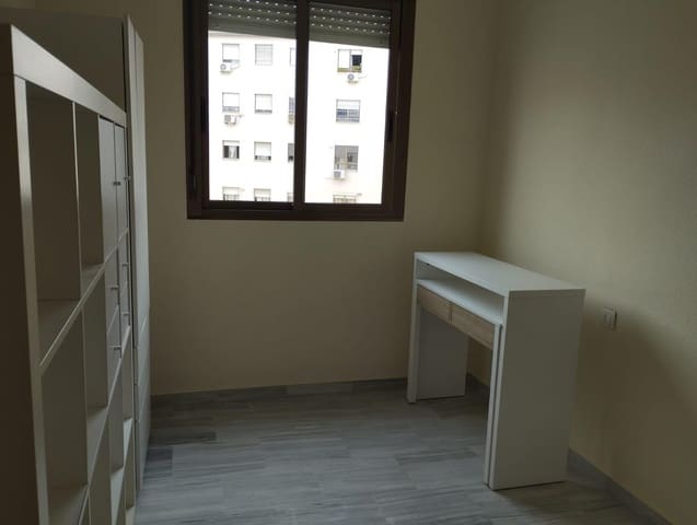 2 camera da letto Appartamento da affittare in Siviglia città - 900 € (Rif: 10148883)