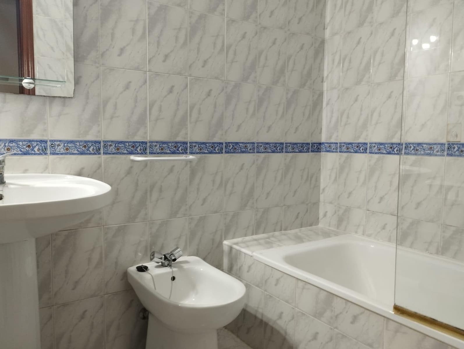 2 quarto Apartamento para arrendar em Sevilha cidade com piscina garagem - 900 € (Ref: 10148883)