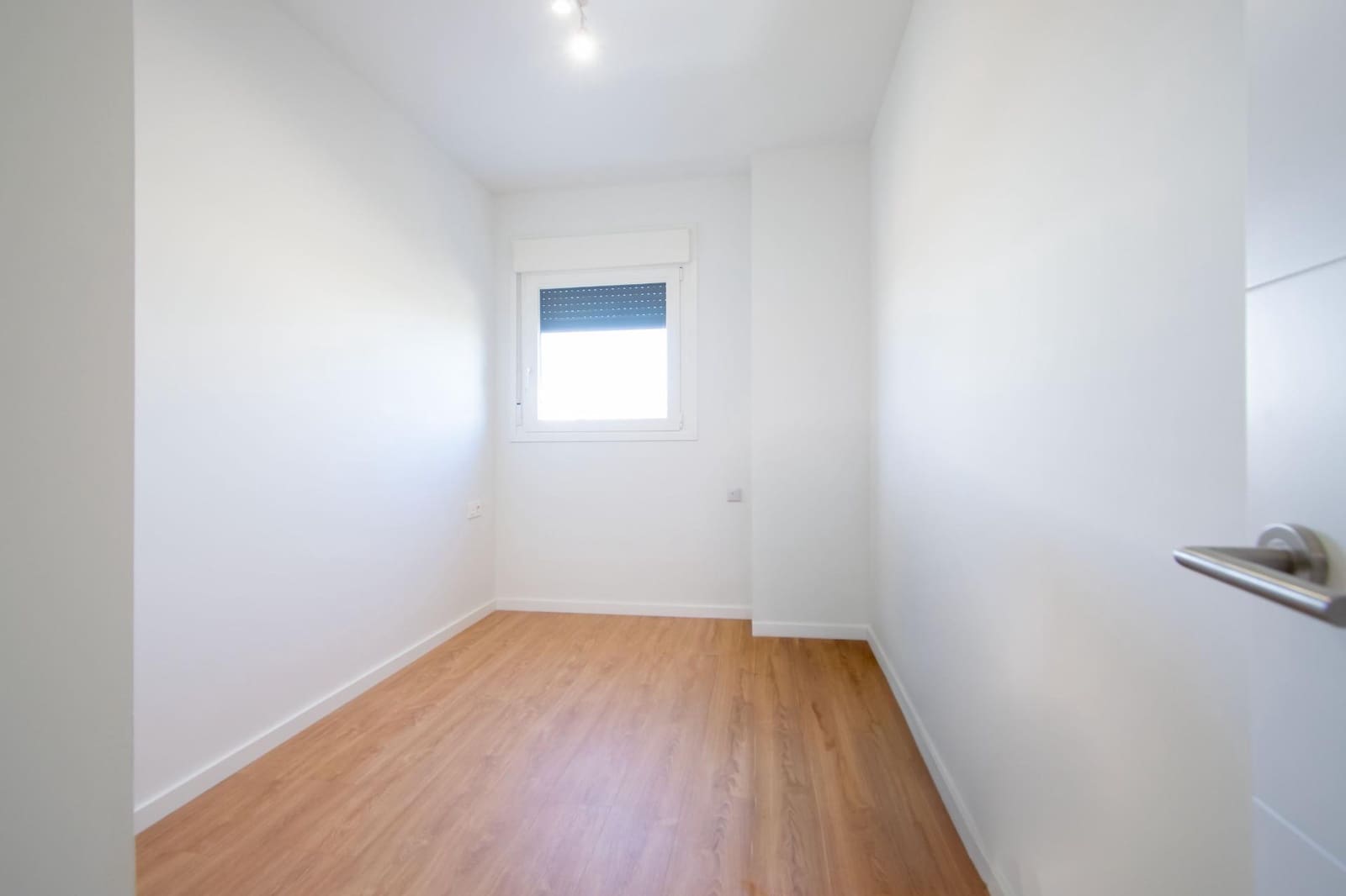 Piso de 3 habitaciones en Sevilla ciudad en venta con piscina garaje - 295.000 € (Ref: 10148884)
