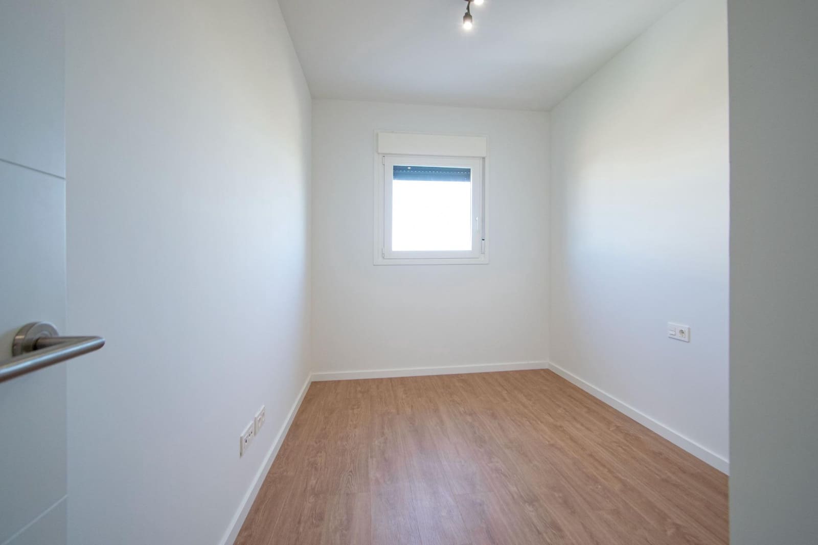 Piso de 3 habitaciones en Sevilla ciudad en venta con piscina garaje - 295.000 € (Ref: 10148884)