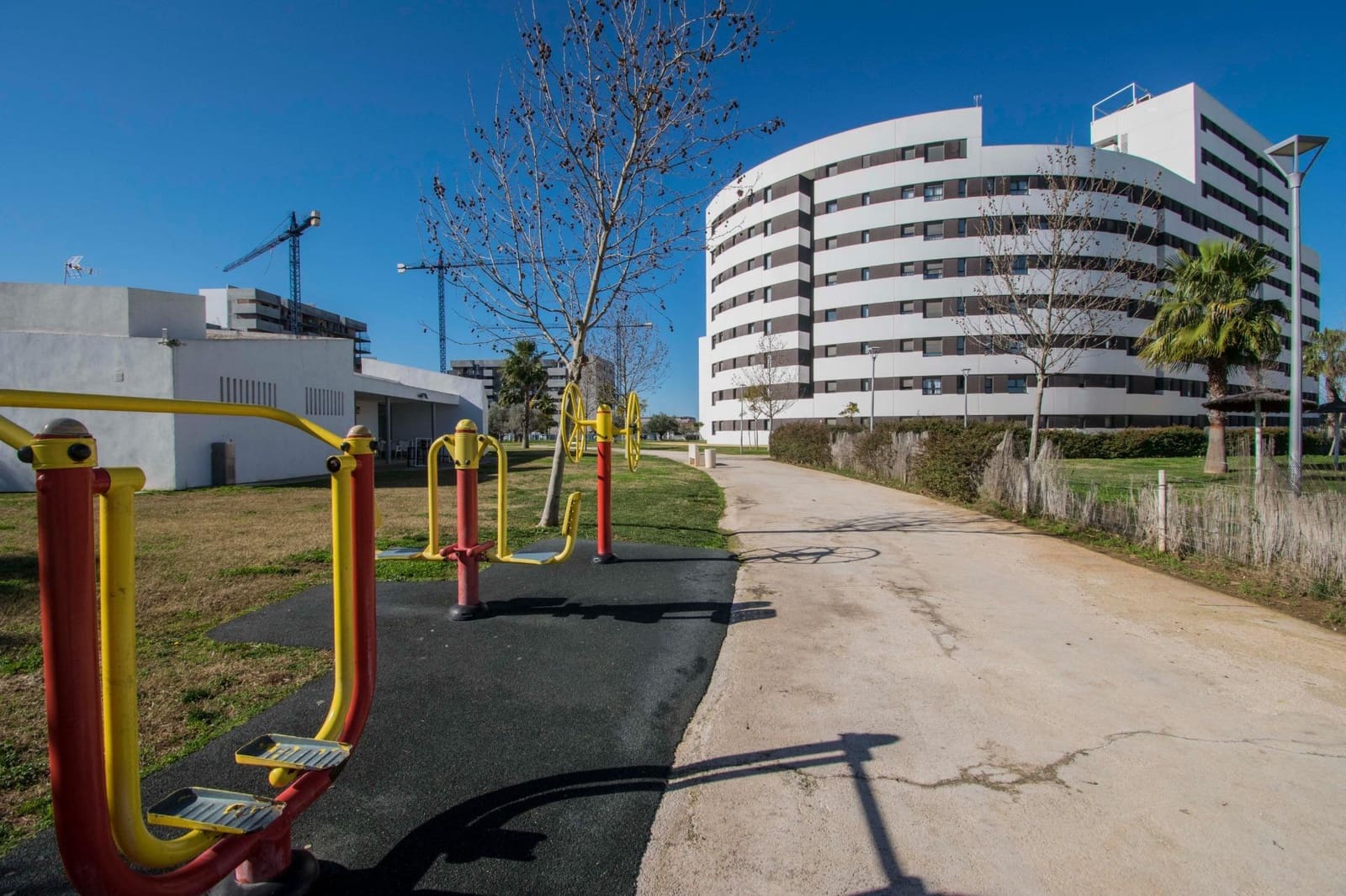 Piso de 3 habitaciones en Sevilla ciudad en venta con piscina garaje - 295.000 € (Ref: 10148884)