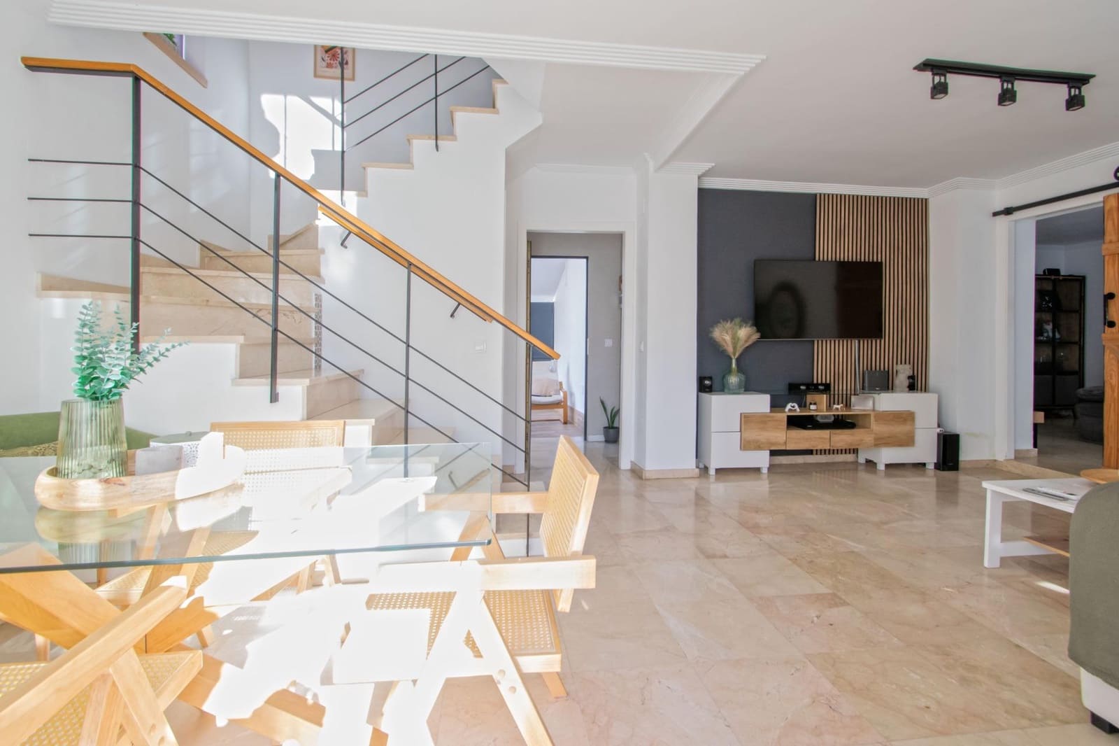 4 chambre Villa/Maison à vendre à Bormujos avec garage - 495 000 € (Ref: 10148885)