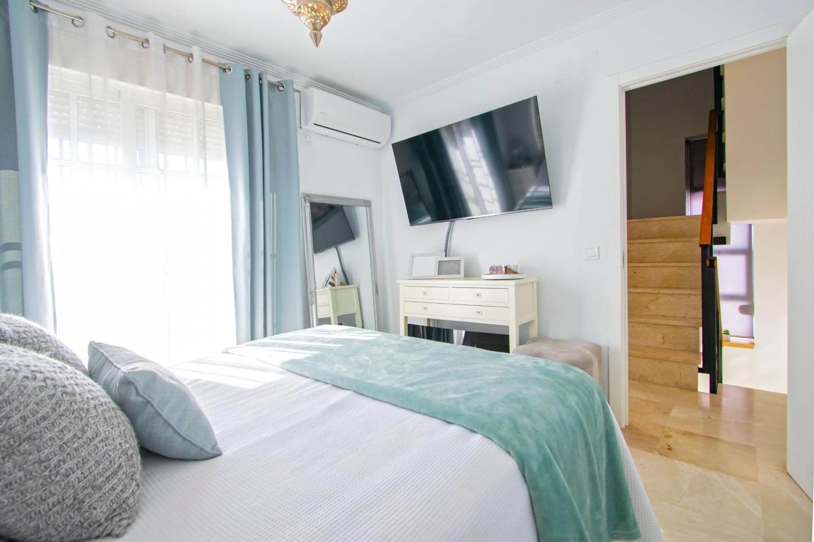 4 chambre Villa/Maison à vendre à Bormujos avec garage - 495 000 € (Ref: 10148885)