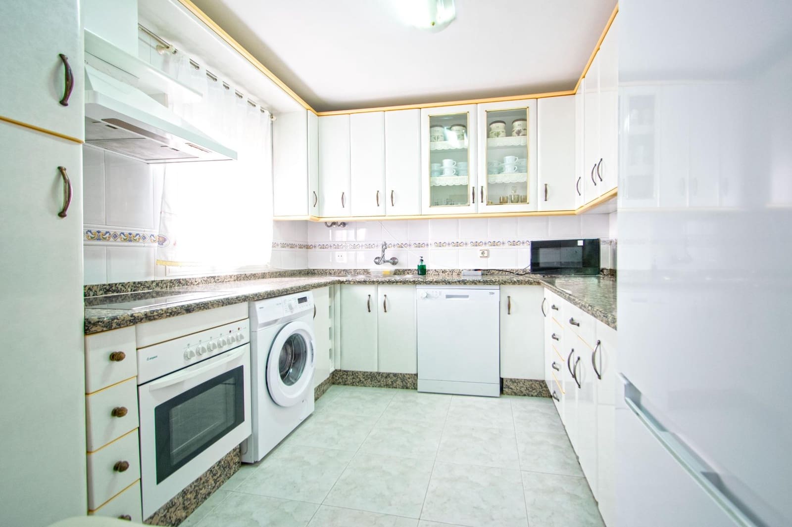 Piso de 4 habitaciones en Sevilla ciudad en venta - 227.000 € (Ref: 10155342)