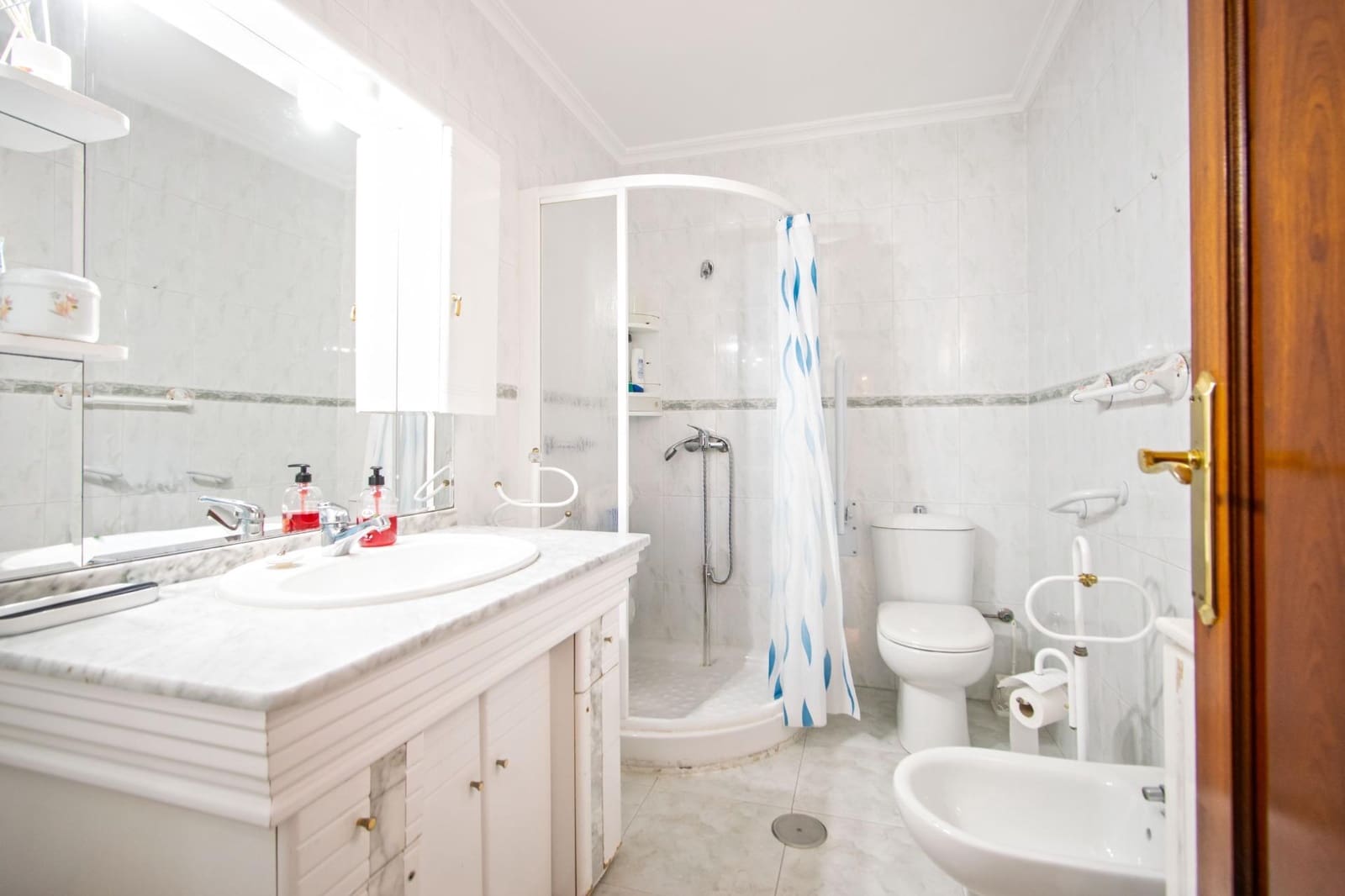Piso de 4 habitaciones en Sevilla ciudad en venta - 227.000 € (Ref: 10155342)