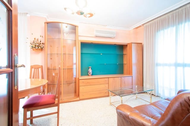 4 slaapkamer Flat te koop in Bellavista, Sevilla stad - € 227.000 (Ref: 10155342)