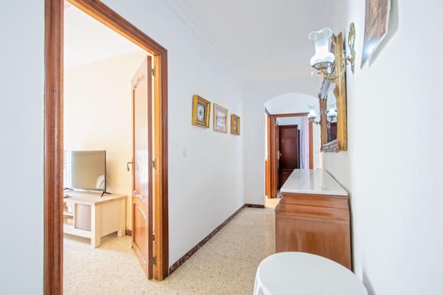 4 slaapkamer Flat te koop in Bellavista, Sevilla stad - € 227.000 (Ref: 10155342)