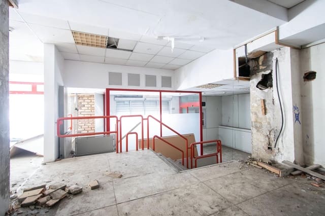 Erhverv til salg i Sevilla by - € 1.550.000 (Ref: 10155343)