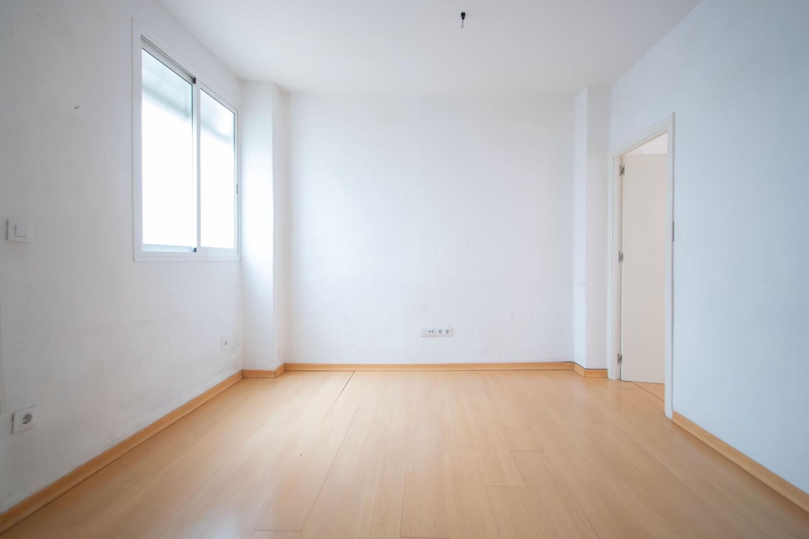 3 sovrum Lägenhet till salu i Sevilla stad - 260 000 € (Ref: 10155344)
