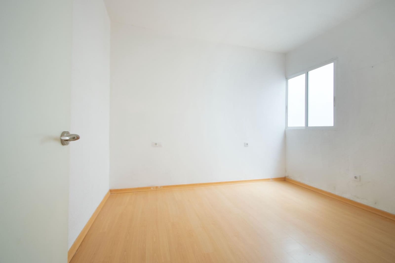 3 sovrum Lägenhet till salu i Sevilla stad - 260 000 € (Ref: 10155344)