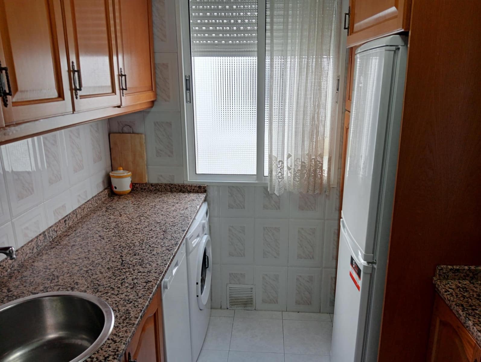 Appartement de 3 chambres à louer à Seville ville - 1 000 € (Ref: 10157738)