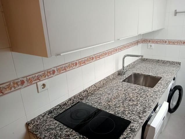 2 quarto Apartamento para arrendar em Sevilha cidade - 900 € (Ref: 10157739)