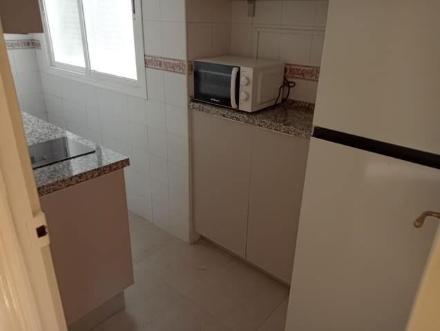 2 quarto Apartamento para arrendar em Sevilha cidade - 900 € (Ref: 10157739)