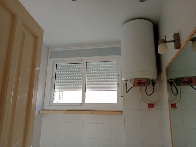 2 quarto Apartamento para arrendar em Sevilha cidade - 900 € (Ref: 10157739)