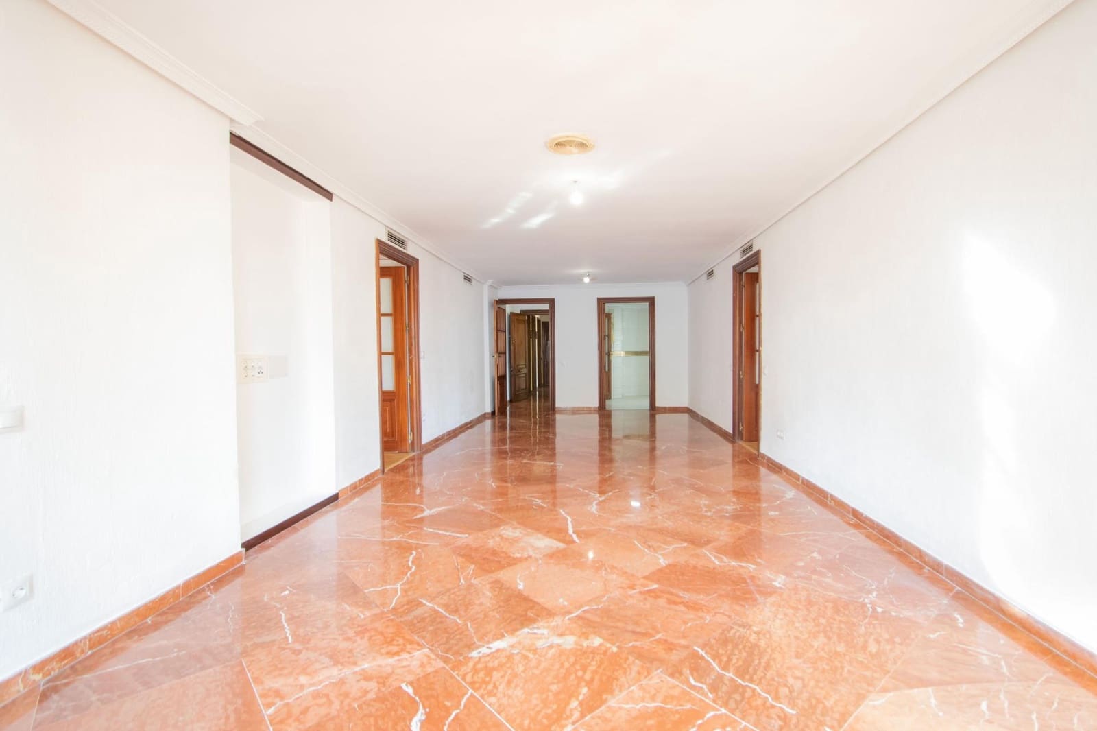 5 soveværelse Lejlighed til salg i Sevilla by - € 599.000 (Ref: 10159804)