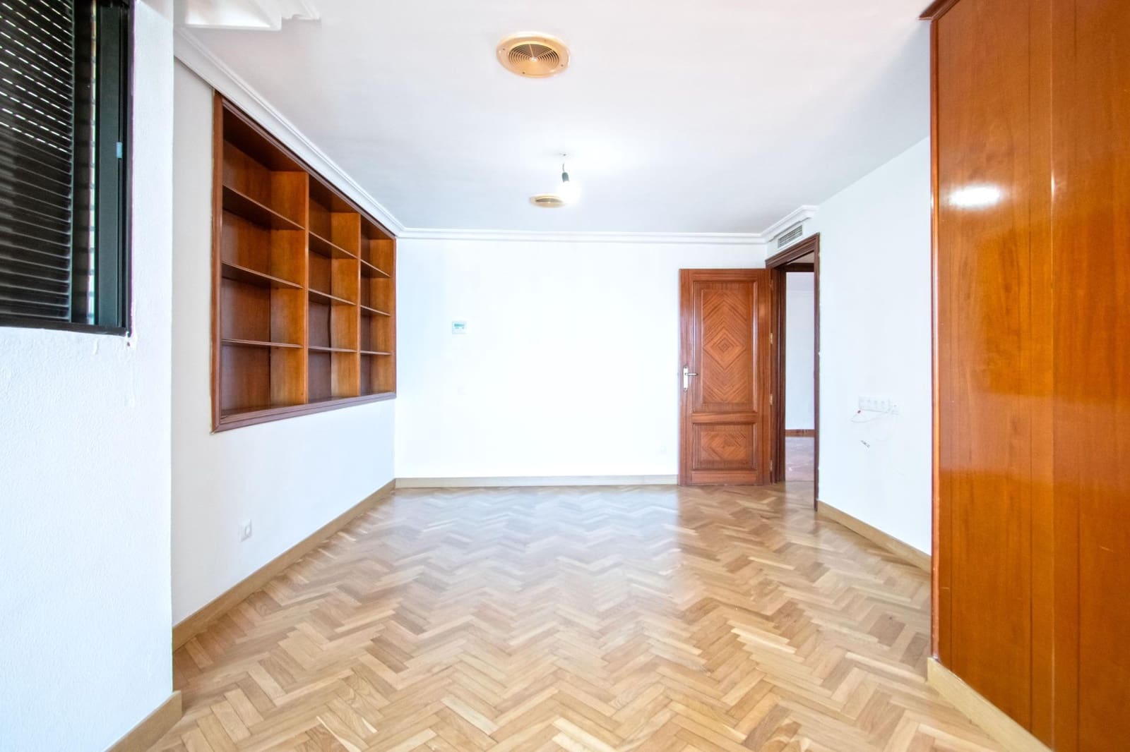 5 soveværelse Lejlighed til salg i Sevilla by - € 599.000 (Ref: 10159804)