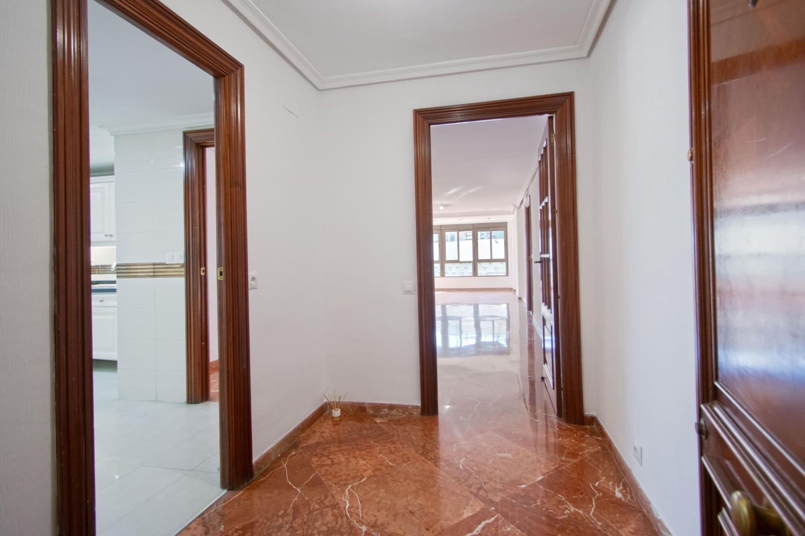 5 soveværelse Lejlighed til salg i Sevilla by - € 599.000 (Ref: 10159804)
