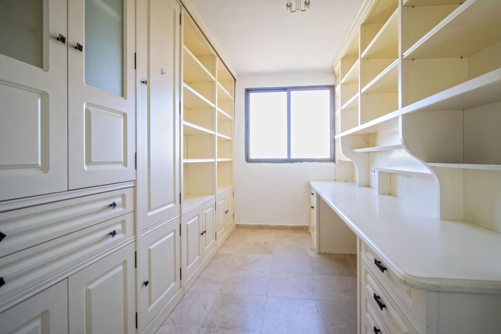 5 soveværelse Lejlighed til salg i Sevilla by - € 599.000 (Ref: 10159804)