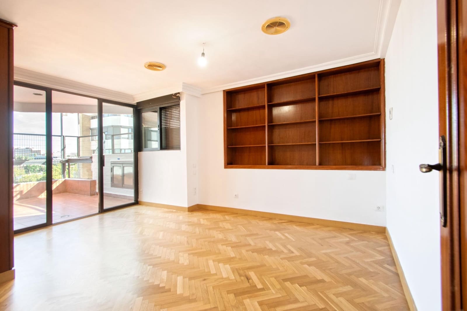 5 soveværelse Lejlighed til salg i Sevilla by - € 599.000 (Ref: 10159804)
