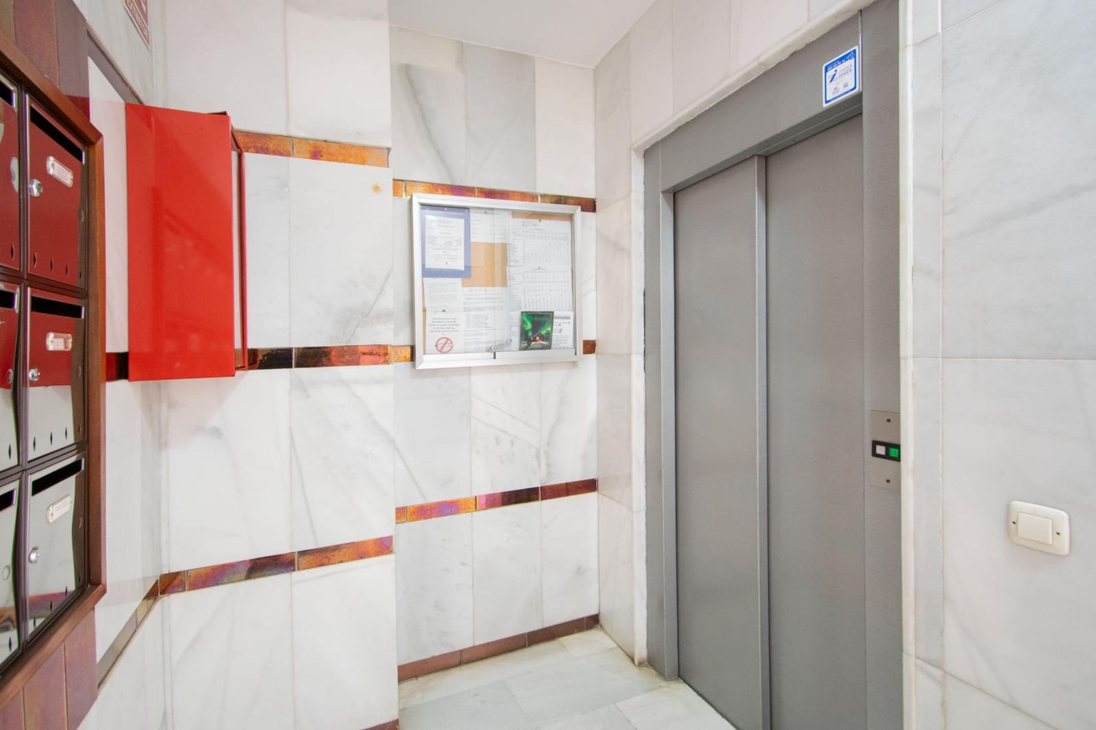 3 camera da letto Appartamento in vendita in Siviglia citta con piscina garage - 295.000 € (Rif: 10159806)