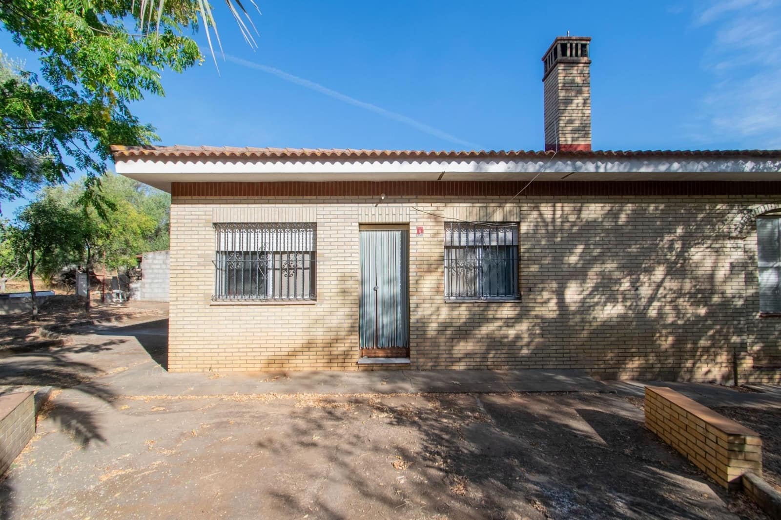 3 bedroom Villa for sale in Bollullos de la Mitacion with pool garage - € 349,965 (Ref: 10161578)