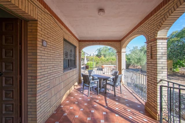 Chalet de 3 habitaciones en Bollullos de la Mitación en venta con piscina garaje - 349.965 € (Ref: 10161578)