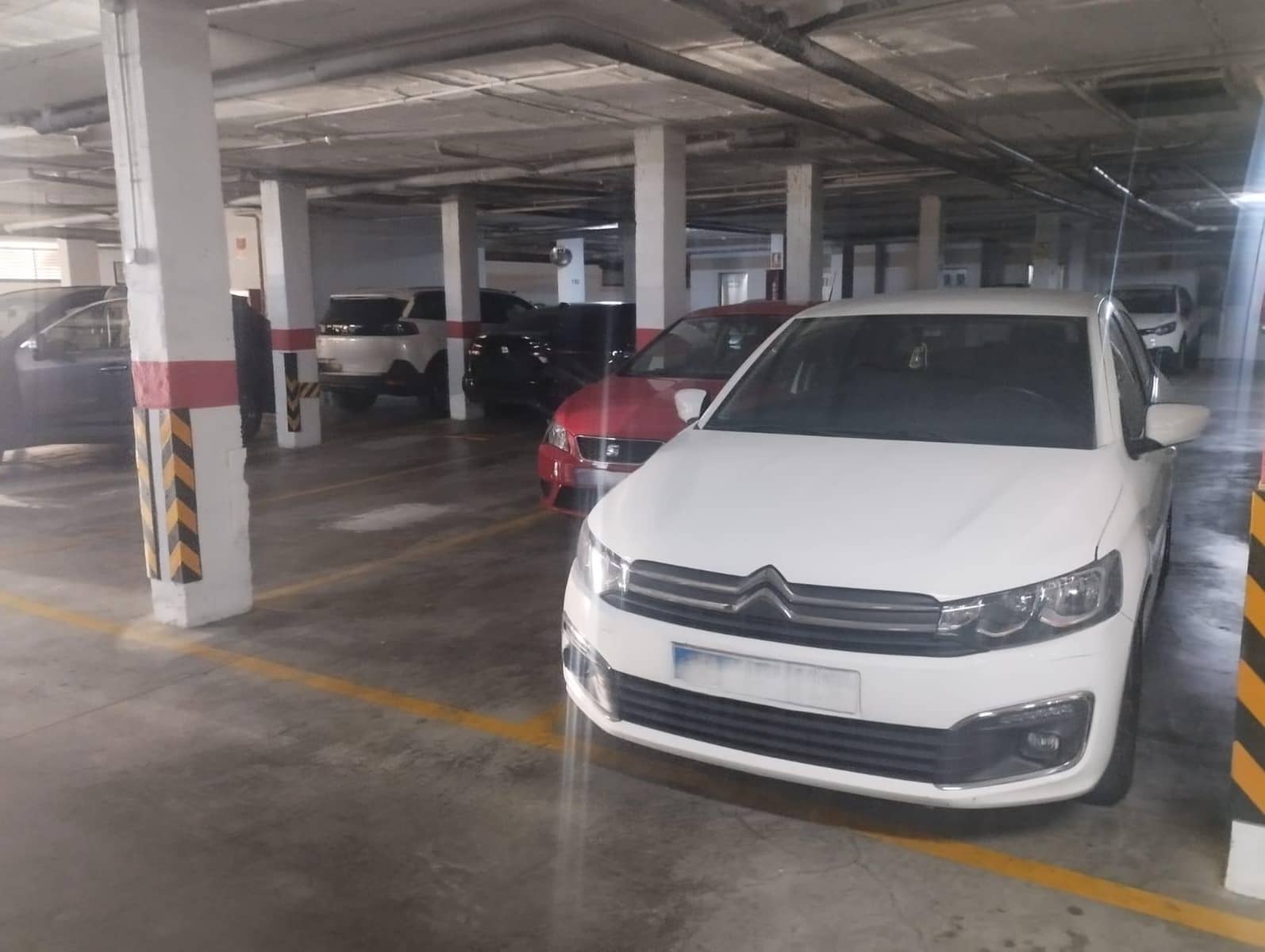 Garage for sale in Seville city - € 21,500 (Ref: 10161579)