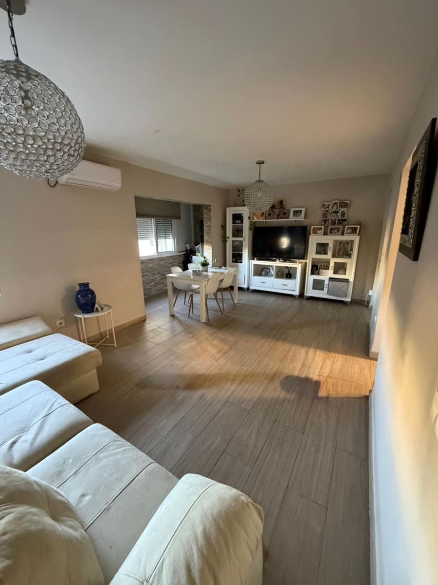 2 soveværelse Lejlighed til salg i Sevilla by - € 199.990 (Ref: 10161581)