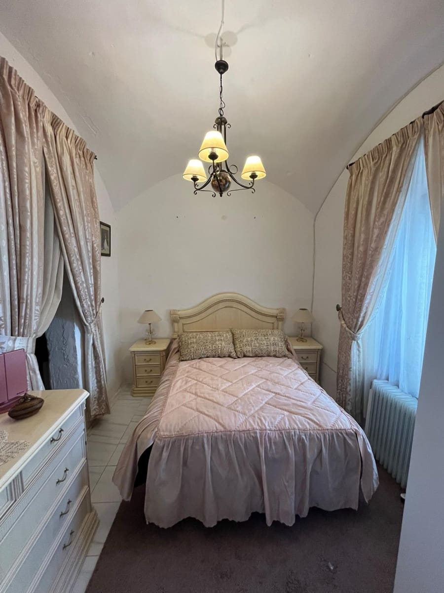 5 chambre Maison de Ville à vendre à Arroyo de la Luz - 55 000 € (Ref: 10165130)