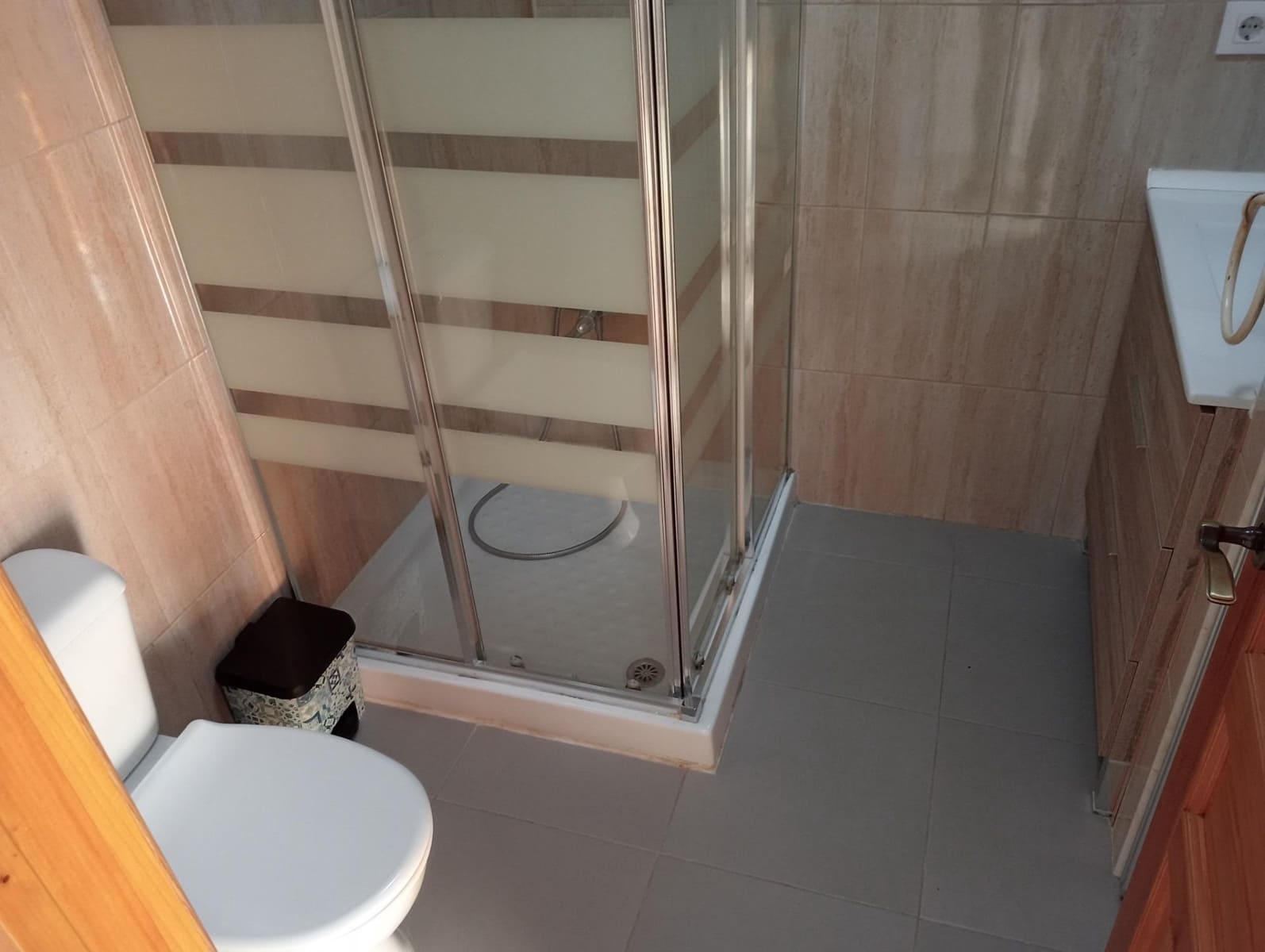 2 sovrum Radhus att hyra i Bollullos de la Mitacion med garage - 700 € (Ref: 10166776)