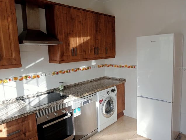 2 sovrum Radhus att hyra i Bollullos de la Mitación med garage - 700 € (Ref: 10166776)