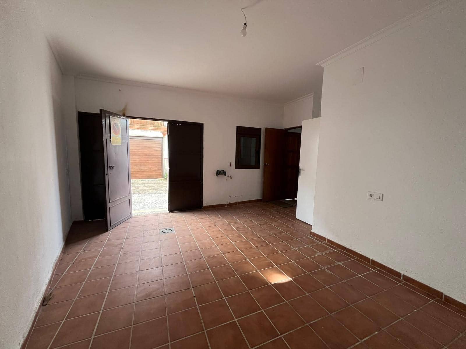 3 bedroom Townhouse for sale in Zufre with garage - € 90,000 (Ref: 10168538)