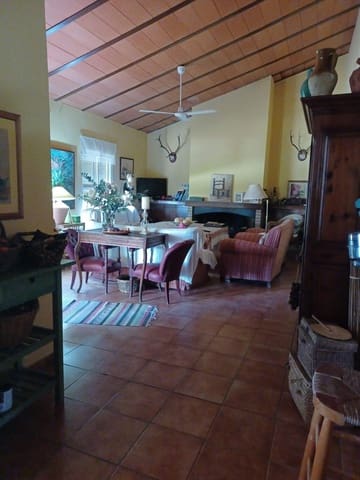 4 bedroom Finca/Country House for sale in Moguer with pool garage - € 650,000 (Ref: 10168539)